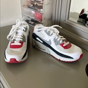 Nike White and Red Sneakers with Air Max Cushioning